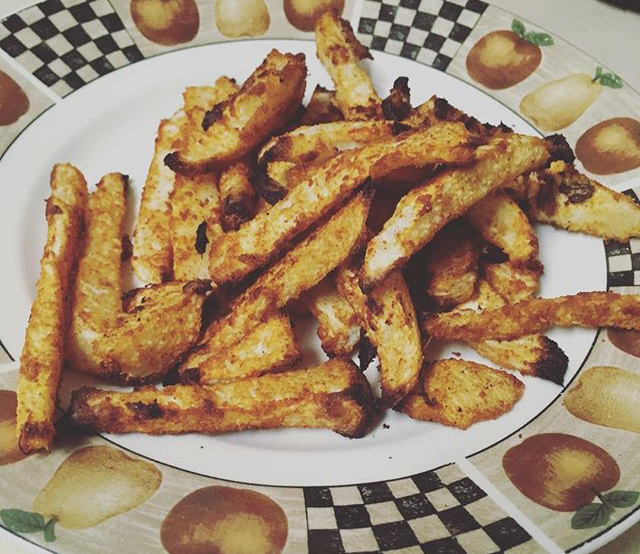 Low Carb, Keto Friendly Jicama Fries
